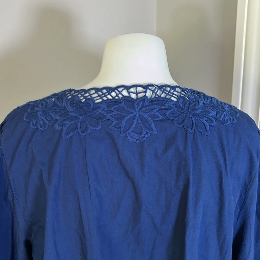 J Crew V neck top eyelet trim navy blue long sleeve cotton shirt blouse Sz L NEW